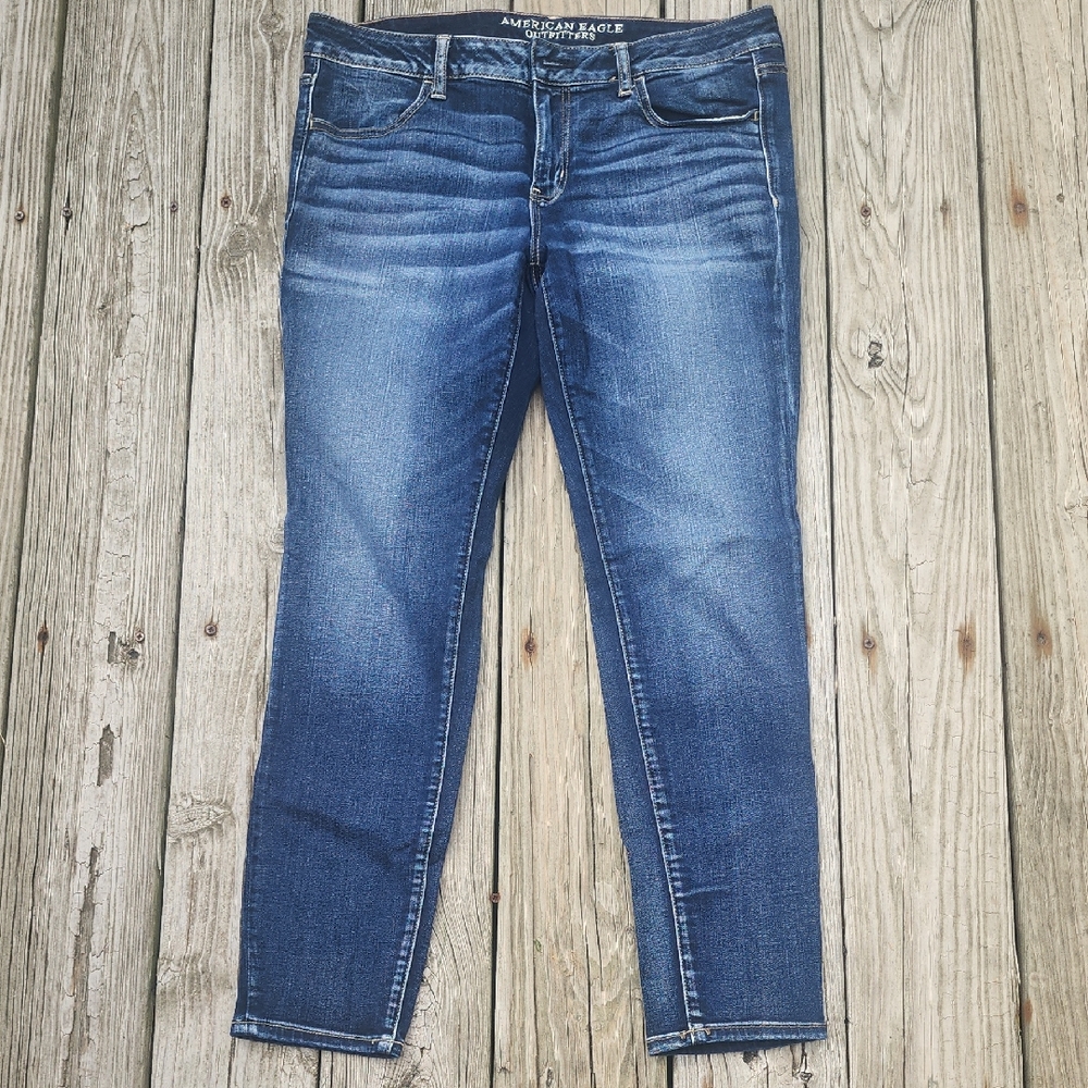 American Eagle Outfitters Women's Dark Blue Skinny Jeans